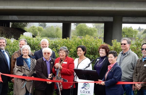 Ribbon-Cutting