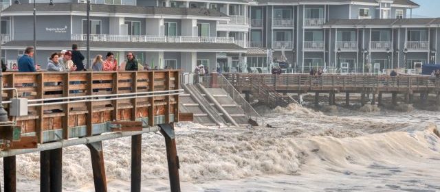 king tides in pismo beach photo posted to SLO County Life facebook group by user Sharon Krauch