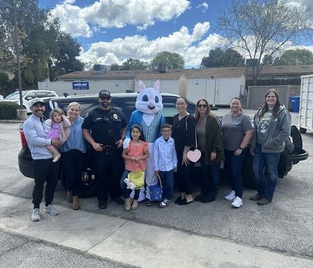 Atascadero Police bring Easter joy to ECHO shelter residents