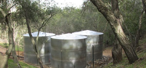 galvanized water storage tank