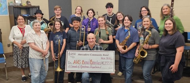 Atascadero Community Band raises $1,155 for high school boosters