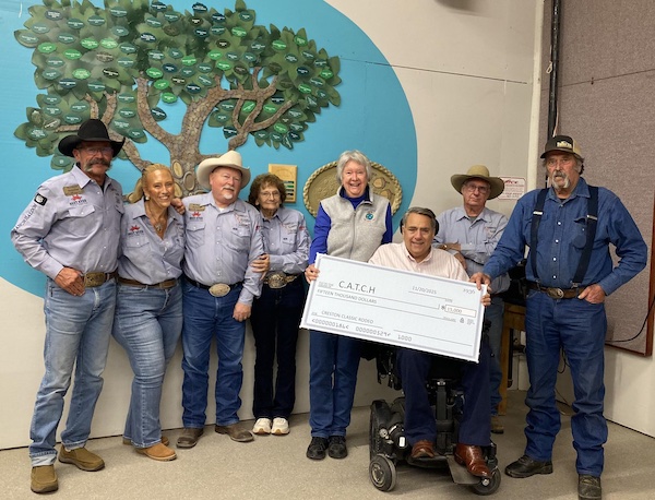 Rodeo organization donates $25,000 to Creston groups