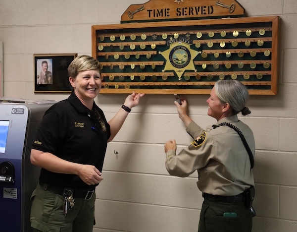 Correctional captain retires after 27-year law enforcement career