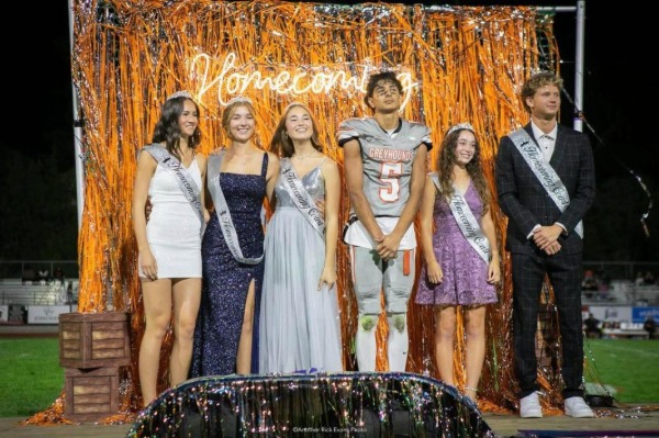 Atascadero High School names 2026 homecoming court